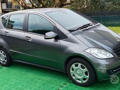 Usata Mercedes A160 95 CV (69 kW) 2011 Grigio Monovolume