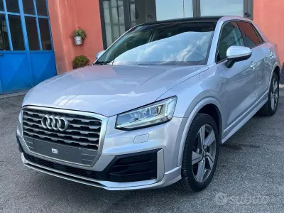 Usata Audi Q2 Design 116 CV (85 kW) 2020 Grigio SUV