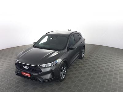 Nuova Ford Kuga 151 CV (111 kW) 2025 Magnetic grey SUV