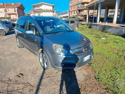 usata Opel Zafira gpl 7 posti