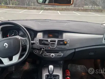 Usata Renault Laguna III 150 CV (110 kW) 2011 Grigio Station wagon