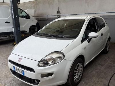 Usata Fiat Punto Evo Dynamic 77 CV (56 kW) 2012 Bianco Utilitaria