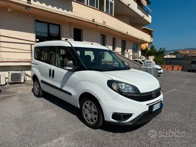 Usata Fiat Doblò Easy 95 CV (69 kW) 2019 Bianco Monovolume