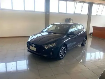 Usata Hyundai i20 84 CV (61 kW) 2023 Grigio Utilitaria