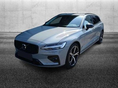 Usata Volvo V60 Plus 197 CV (144 kW) 2024 Grigio Station wagon