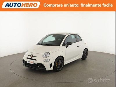 Usata Abarth 695 180 CV (132 kW) 2023 Bianco Utilitaria