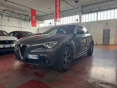 Usata Alfa Romeo Stelvio Business 190 CV (139 kW) 2022 Grigio SUV