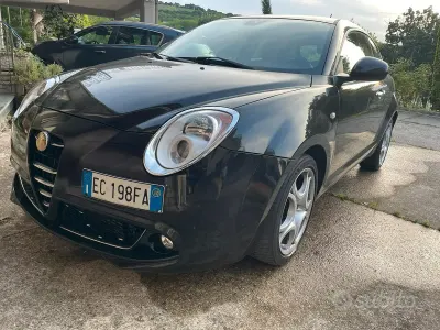 Usata Alfa Romeo MiTo 120 CV (88 kW) 2010 Nero Utilitaria
