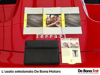 Usata Ferrari 458 570 CV (419 kW) 2015 Rosso Cabrio