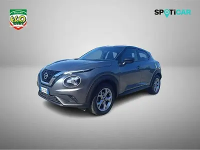 Usata Nissan Juke N-Connecta 114 CV (83 kW) 2022 Grigio scuro SUV