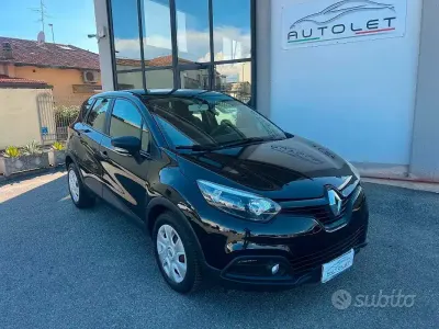 Usata Renault Captur Life 90 CV (66 kW) 2016 Nero SUV