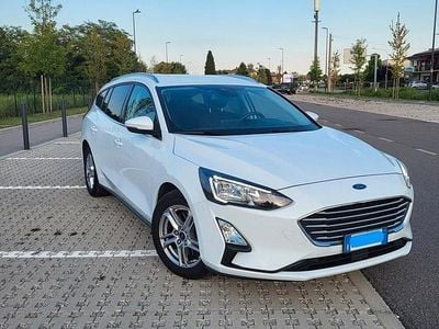 Usata Ford Focus Business Edition 120 CV (88 kW) 2020 Bianco Station wagon
