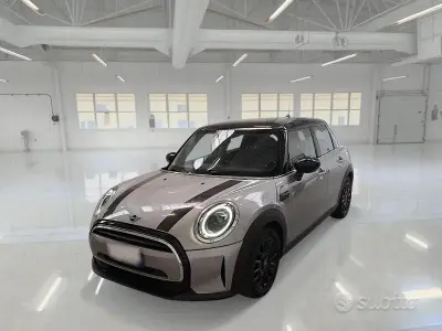 Usata Mini Cooper Classic 136 CV (100 kW) 2023 Grigio Utilitaria