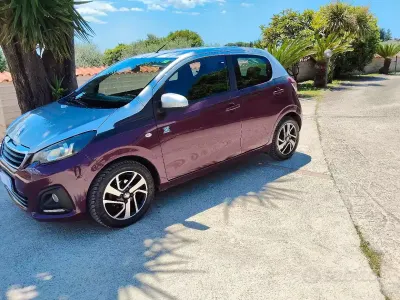 Usata Peugeot 108 69 CV (50 kW) 2016 Grigio Utilitaria