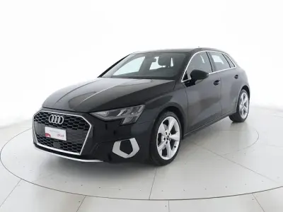 Usata Audi A3 Sportback g-tron Advanced Plus 131 CV (96 kW) 2021 Nero brillante Utilitaria