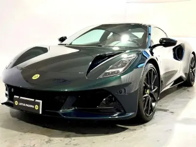 Usata Lotus Emira 360 CV (264 kW) 2024 Dark verdant Coupé
