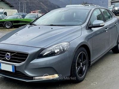 Usata Volvo V40 114 CV (83 kW) 2015 Gray Station wagon