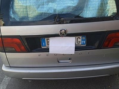 Usata Peugeot 806 109 CV (80 kW) 1999 Grigio Monovolume
