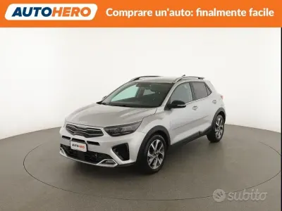Usata Kia Stonic GT-Line 120 CV (88 kW) 2023 Grigio SUV