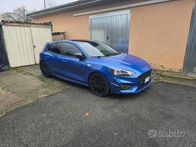 Usata Ford Focus 150 CV (110 kW) 2020 Blu Berlina