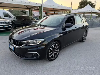 Usata Fiat Tipo 120 CV (88 kW) 2017 Nero Station wagon