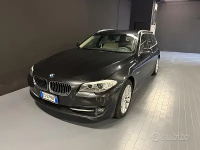 Usata BMW 525 Luxury Line 218 CV (160 kW) 2013 Grigio Station wagon