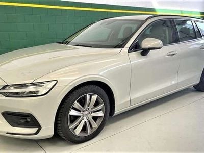 Usata Volvo V60 Inscription 190 CV (139 kW) 2019 Grigio Station wagon