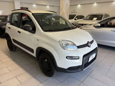 Usata Fiat Panda 4x4 86 CV (63 kW) 2019 Bianco Utilitaria