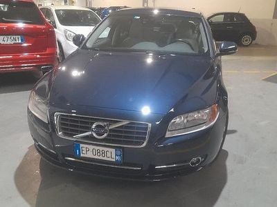 Usata Volvo S80 2013 Blu Berlina