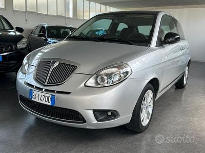 usata Lancia Ypsilon 1.2 benzina ok neopatentati