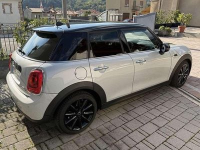 Usata Mini Cooper D Seven 116 CV (85 kW) 2017 Argento Utilitaria