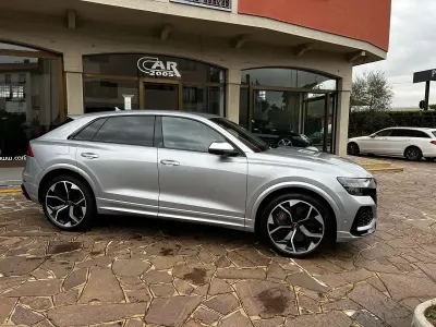 Usata Audi Q8 600 CV (441 kW) 2022 Argento SUV