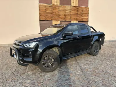 Usata Isuzu D-Max 163 CV (119 kW) 2024 Nero SUV