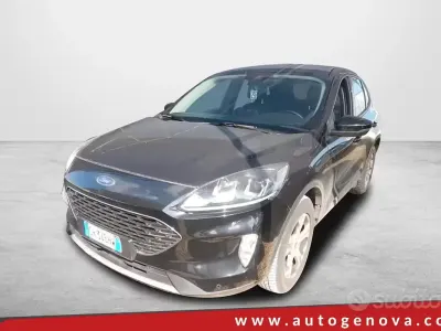 Usata Ford Kuga 120 CV (88 kW) 2021 Nero SUV
