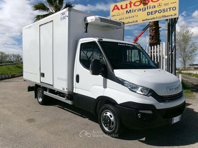 Usata Iveco Daily 136 CV (100 kW) 2018 Bianco Berlina