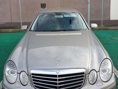 Mercedes E320