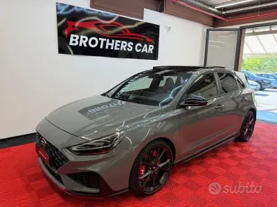 Usata Hyundai i30 280 CV (205 kW) 2024 Grigio Berlina