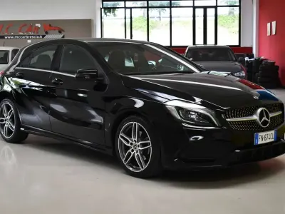 Usata Mercedes A200 Premium 136 CV (100 kW) 2018 Nero Berlina