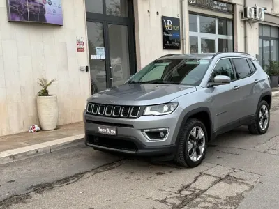 Usata Jeep Compass Limited 140 CV (102 kW) 2018 Argento SUV