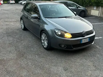 Usata VW Golf VII 105 CV (77 kW) 2012 Berlina