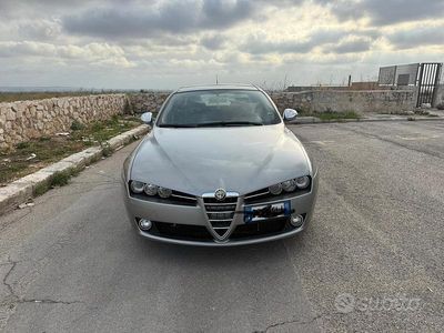 Usata Alfa Romeo 159 120 CV (88 kW) 2006 Grigio Berlina