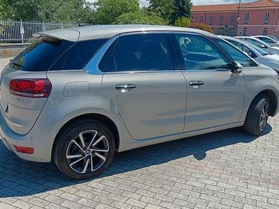 Begagnad Citroën C4 Picasso Seduction 120 HK (88 kW) 2017 Brun Minibuss