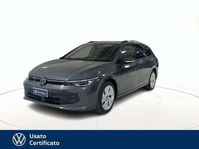 Usata VW Golf VIII Life 150 CV (110 kW) 2024 Grigio Station wagon