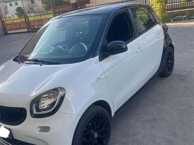 Usata Smart ForFour Passion 75 CV (55 kW) 2015 Utilitaria