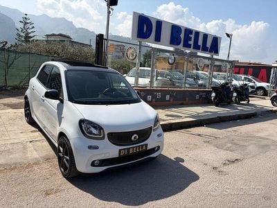 Usata Smart ForFour 90 CV (66 kW) 2018 Nero Utilitaria