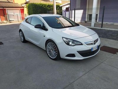 Opel Astra GTC