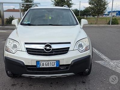 Usata Opel Antara Cosmo 150 CV (110 kW) 2010 Bianco SUV