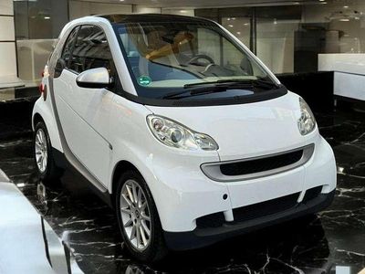 Bianco Usata 2011 Smart ForTwo Coupé Passion Utilitaria | 6600 € (Buon prezzo)