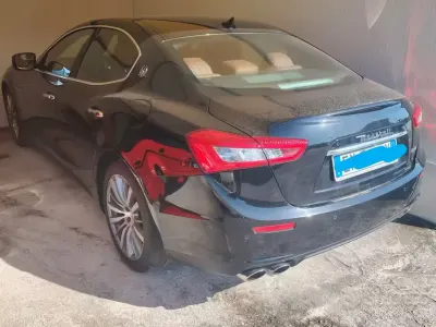 Usata Maserati Ghibli 340 CV (250 kW) 2014 Nero Berlina