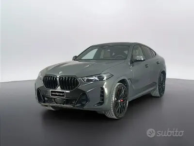 Usata BMW X6 M Sport 298 CV (219 kW) 2024 Grigio SUV